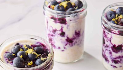 16 Healthy Breakfasts You Can Make In a Mason Jar