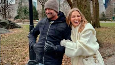 Gabriel Soto se refugia en su familia tras polémica boda espiritual con Irina Baeva