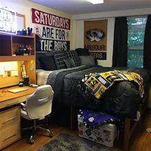 College dorm room ideas for guys a mom s perspective teadoddles – Artofit
