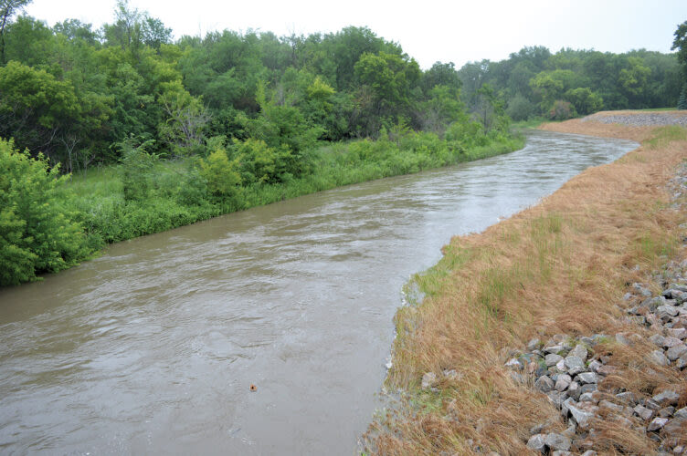 Flood warning issued for Redwood River