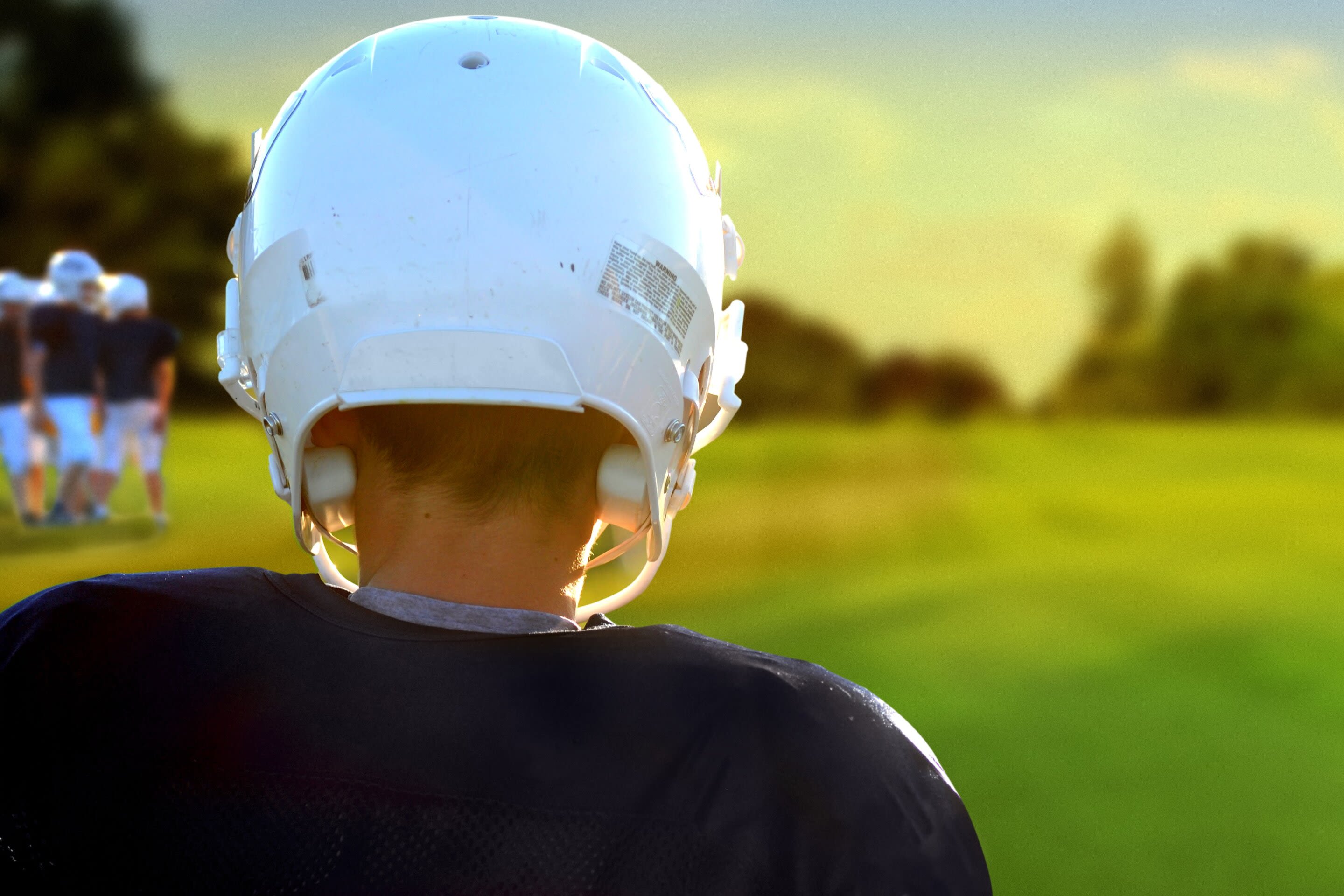 Concussion experts warn term used to describe head impacts—'subconcussion'—is misleading and dangerous