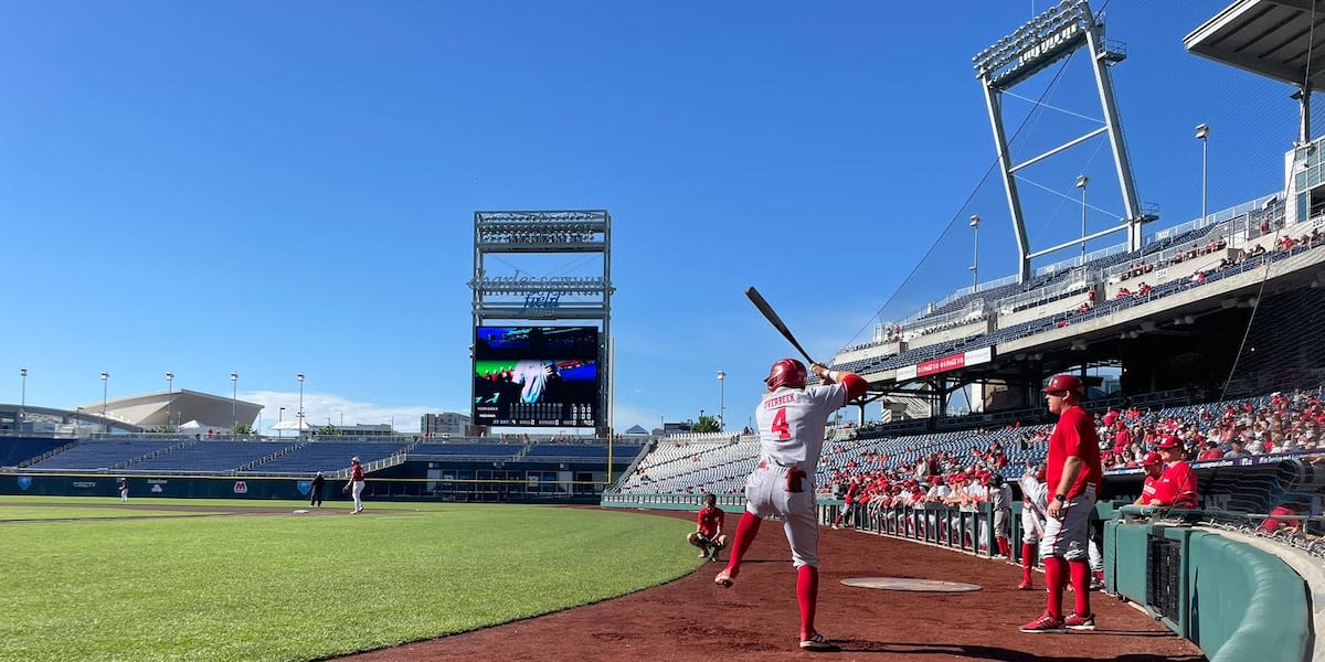 Caron hits 2 HR, Walsh tosses complete game at Big Ten Tournament