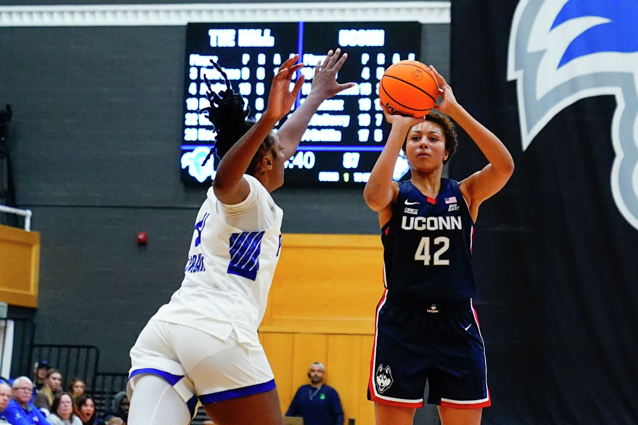 Former UConn women's basketball player Amari DeBerry transferring to Maryland