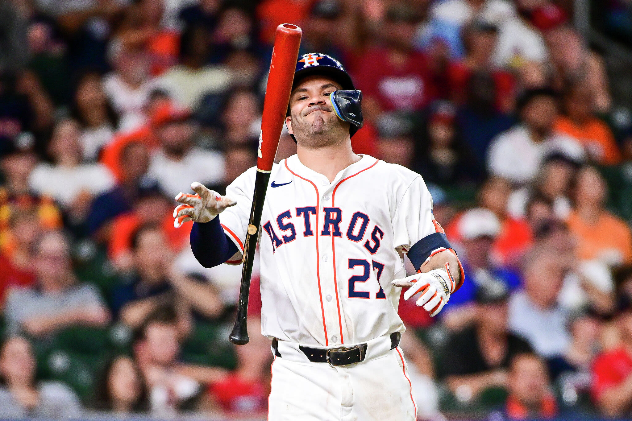 Jose Altuve will not participate in 2024 All-Star Game