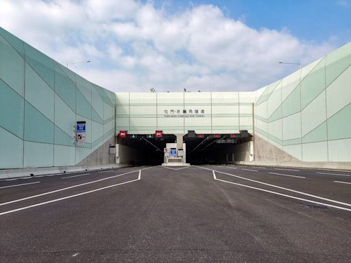 屯赤隧道發生嚴重交通事故 往機場方向暫封閉