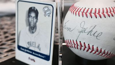 What former Negro Leagues players benefitted the most from a recent reset of MLB records?