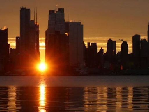 Estados Unidos. El espectacular amanecer en Manhattan, Nueva York