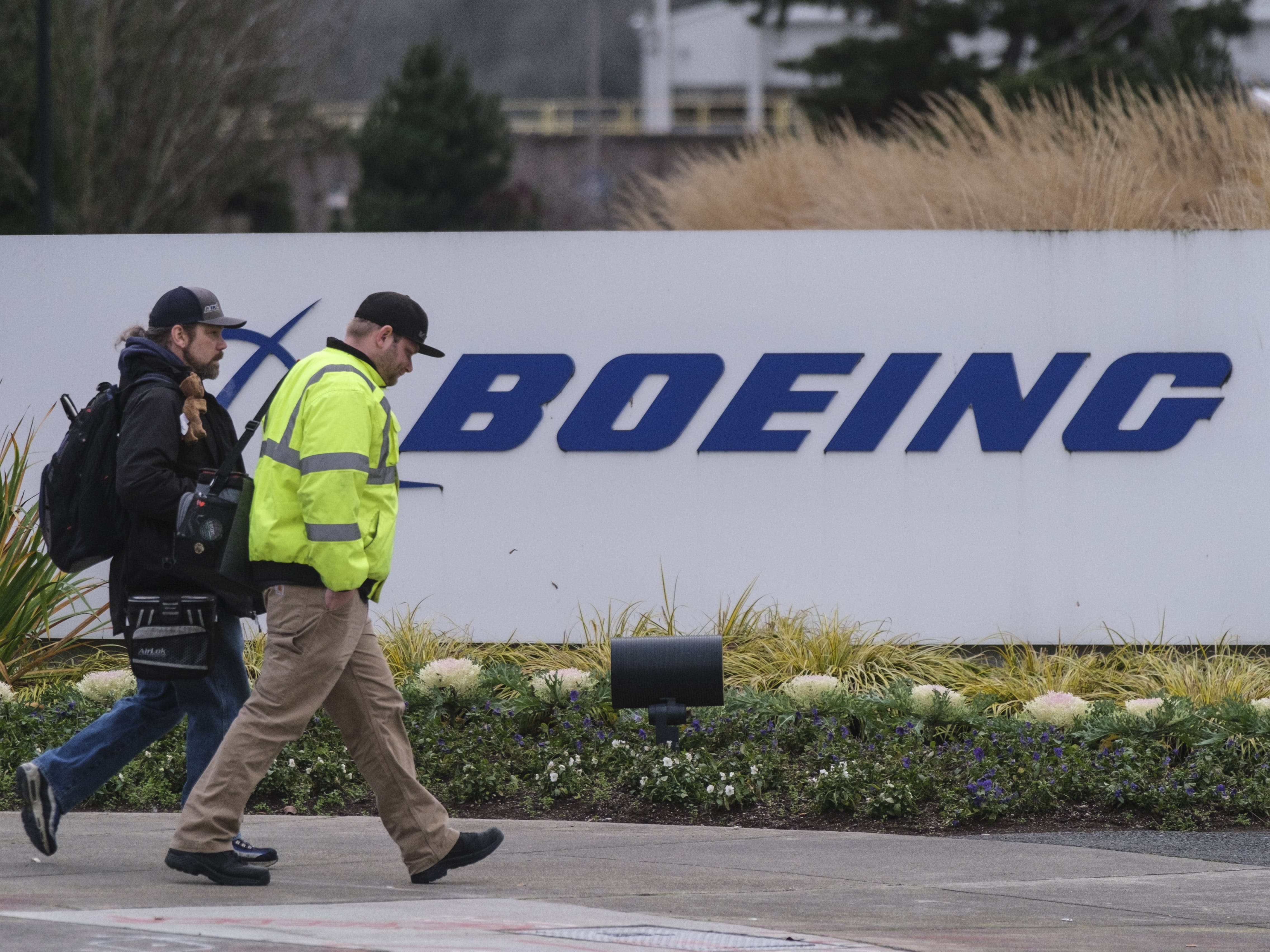 Why some Boeing employees aren't happy with a proposed 25% pay increase over 4 years