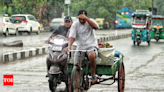 Rainfall lashes parts of Delhi, brings much-needed relief from humidity | Delhi News - Times of India