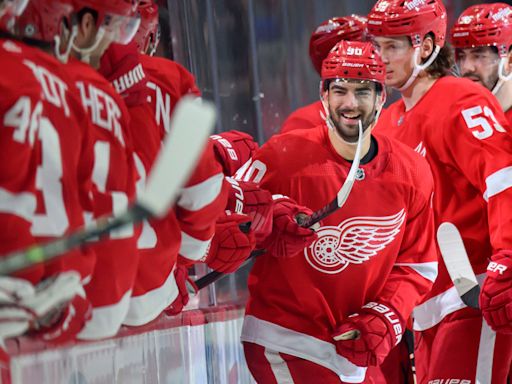 Red Wings, Joe Veleno agree to two-year contract