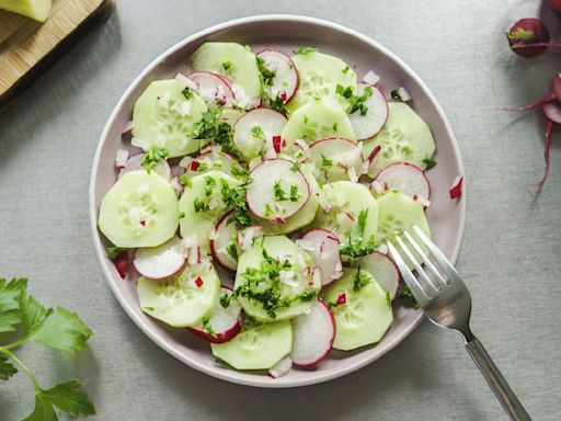 Alice Waters' Pro-Tip For Perfectly Crunchy Cucumber Salads