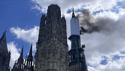 Importante incendio en la catedral gótica de Rouen - Diario Hoy En la noticia