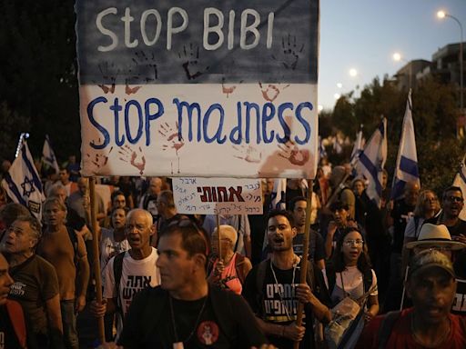 NO COMMENT: La Policía carga contra los manifestantes que piden la dimisión de Netanyahu