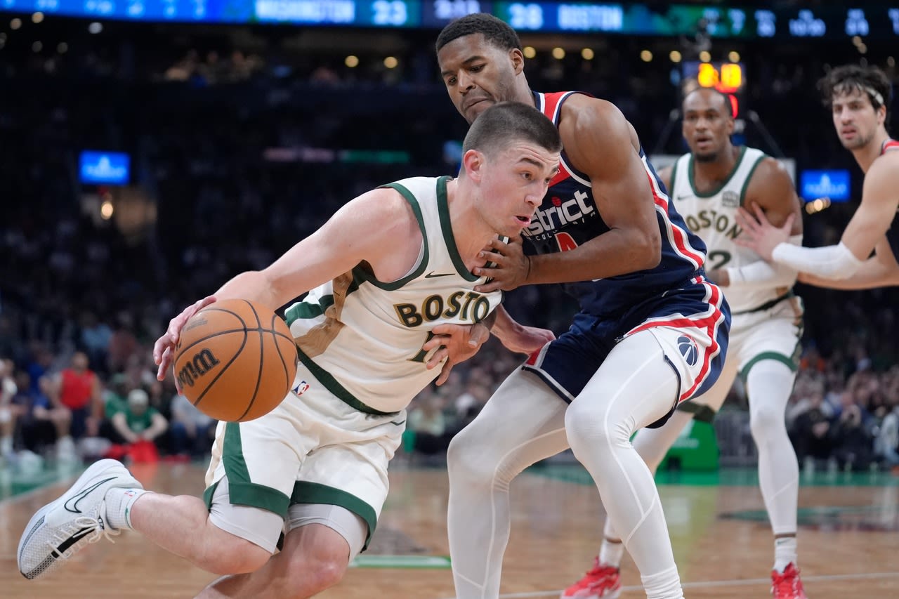 Former Oregon Ducks’ star Payton Pritchard excels while wearing Sabrina Ionescu’s Nike signature shoes