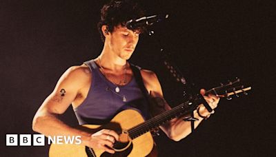 Shawn Mendes 'had no idea who he was' after cancelling tour