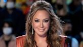 “King of Queens” star Leah Remini says she still signs autographs and fan mail: ‘I’ll never take it for granted!’