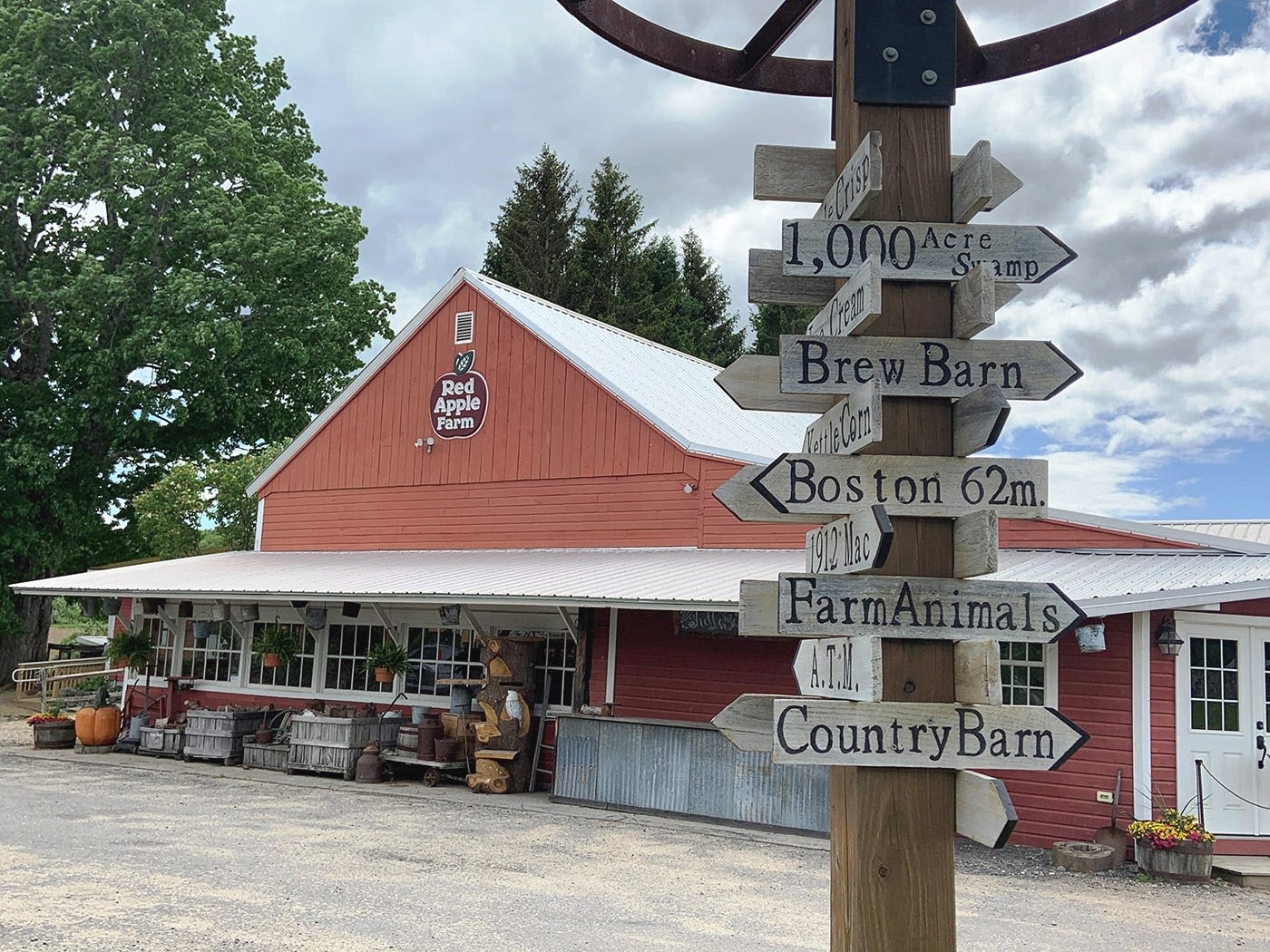 USA Today released list of country's best apple orchards, including this MA location