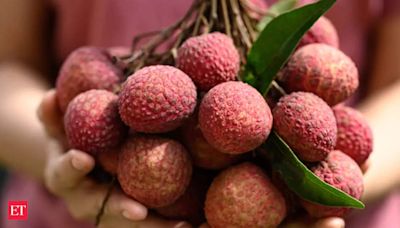 6 compelling reasons to feast on lychees this summer - ​Hydration​