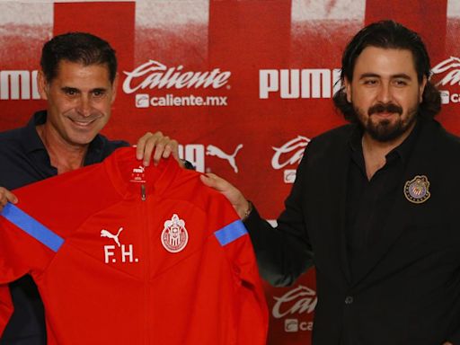 Fernando Hierro deja el Guadalajara