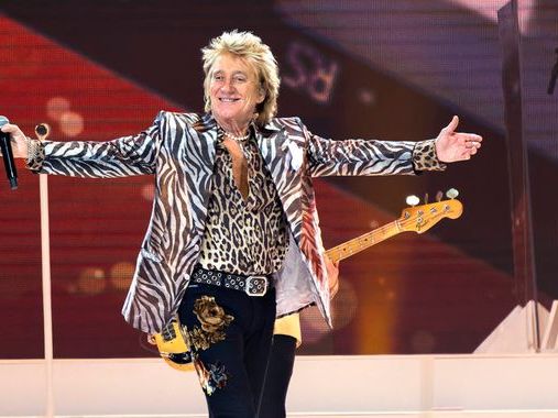 Sir Rod Stewart defends support for Ukraine after being 'booed' by German crowd