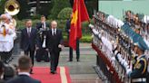 Putin strikes new deal on Asia tour