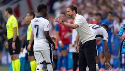 Gareth Southgate disagrees with Bukayo Saka after Arsenal star's position change claim