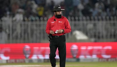 Three-time umpire of the year Aleem Dar to quit next year after Pakistan domestic season