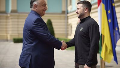 Hungary's Orban pushes for ceasefire deal during Kyiv visit