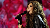 Shania Twain onstage error takes internet by storm