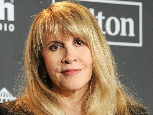 Stevie Nicks forced to cancel gigs due to injury