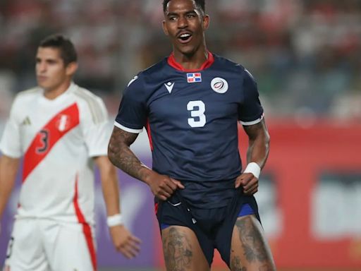 La principal figura de la selección dominicana de fútbol, Junior Firpo, se pierde los Olímpicos