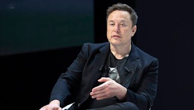 Elon Musk says he’s moving SpaceX and X out of California