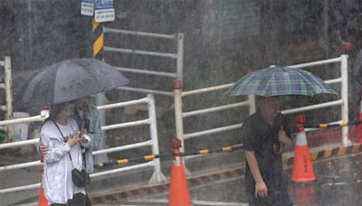 台灣周圍水氣增多 北東局部陣雨、中南午後雷雨