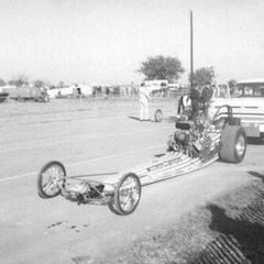 Tom McEwen (drag racer)