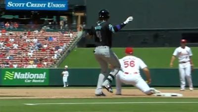 The D-backs' Ketel Marte didn't run on a game-ending double play and of course Jonathan Papelbon noticed