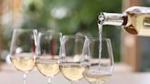 How to Tell the Difference Between Chardonnay and Pinot Grigio