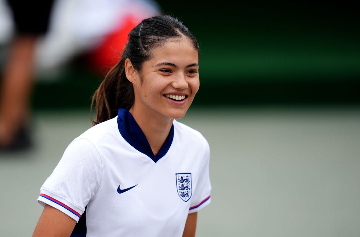 Wimbledon 2024 order of play: Today's schedule and live scores featuring Carlos Alcaraz and Emma Raducanu