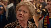 Ted Lasso 's Annette Badland Spills Behind-the-Scenes Tea Ahead of Show's Season 3 Premiere