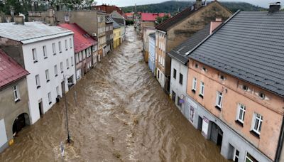 Tempête Boris : en Pologne, les images de la destruction impressionnante du barrage de Paczków