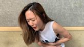 女胃悶痛「全身發熱」！醫一照：腹膜炎了 肚子痛有6症狀快就醫