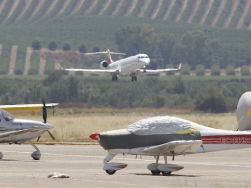 Córdoba estrena ruta comercial con Palma de Mallorca y retoma los vuelos regulares en el aeropuerto 16 años después