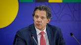 Haddad diz que Brasil é uma 'encrenca' e que vai a Brasília sempre 'se defender'