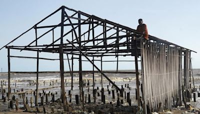 It was meant to be a Christian utopia. Now this Nigerian community is helpless against rising seas