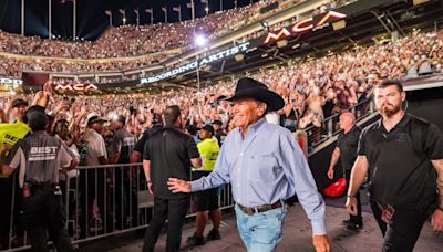 George Strait breaks attendance records with show at Texas A&M’s Kyle Field