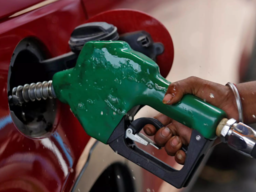 Petrol and Diesel Prices to Decrease in Mumbai from July | Mumbai News - Times of India