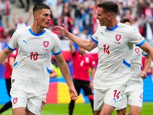 Euro 2024: Patrik Schick's second half equaliser secures point for Czech Republic in 1-1 draw against Georgia