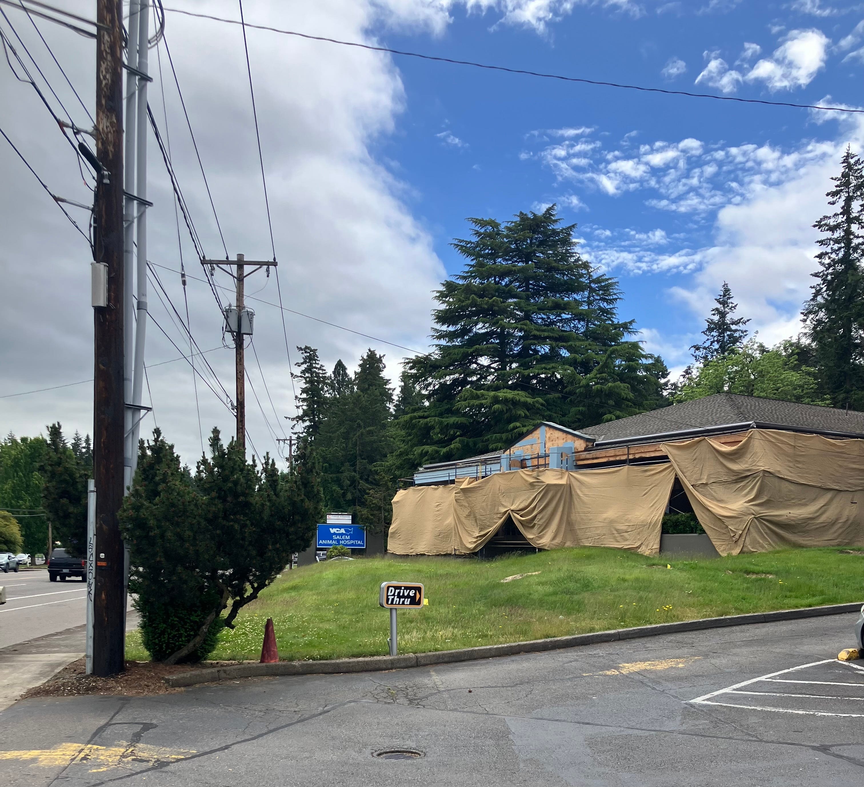 What's that work going on at the VCA Salem Animal Hospital in south Salem?