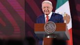 Aun con retraso por lluvias, AMLO promete tramo faltante del Tren Maya para septiembre