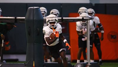 After ‘big transition,’ can running back Chris Johnson Jr. carve out role in Hurricanes’ offense?