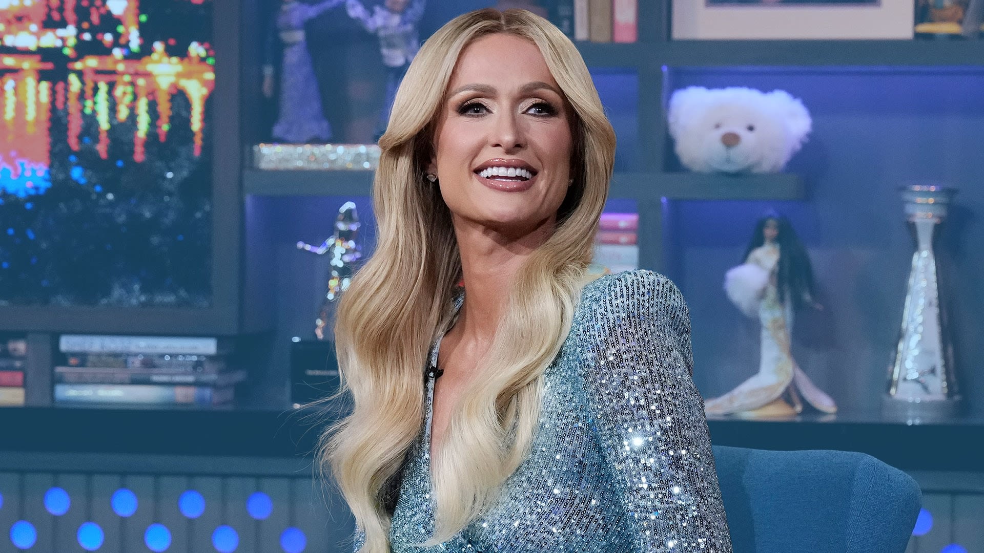 Paris Hilton Shares Her Opinions on Lindsay Lohan and the Olsen Twins | Bravo TV Official Site